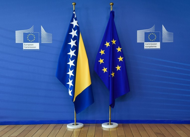 Bosnia and Herzegovina and EU flags